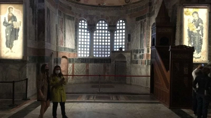 (ÖZEL) Kariye Cami’nde perdeleme sistemi hazır
