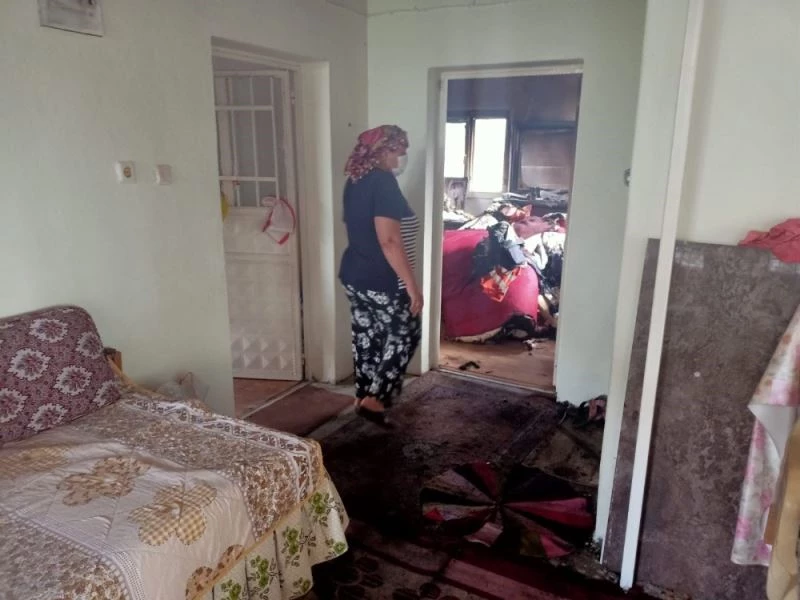Yanan evlerini görünce gözyaşlarını tutamadılar
