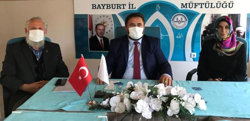 Bayburt Müftüsü Başoğlu basın mensuplarıyla biraraya geldi
