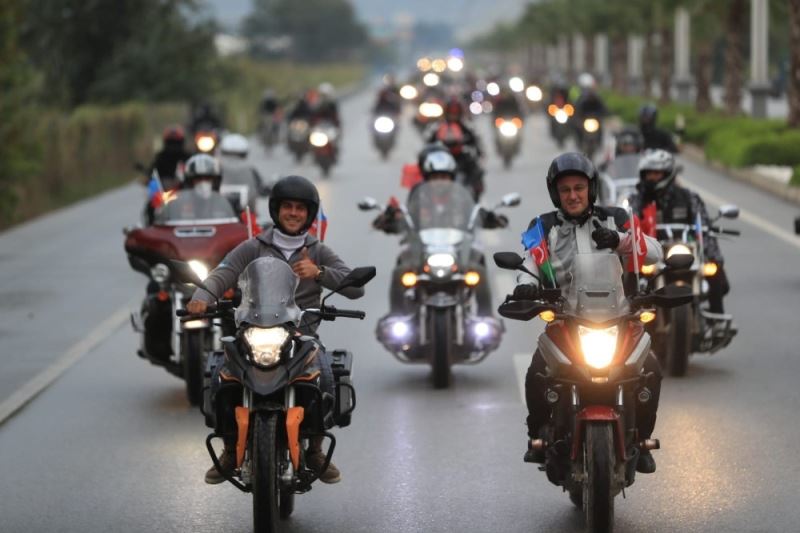 Pamukkale’de 29 Ekim coşkusu motosiklet kortejiyle yaşandı
