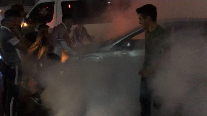 Asker kınasında ceza yediler, uslanmayıp konvoy yaptılar
