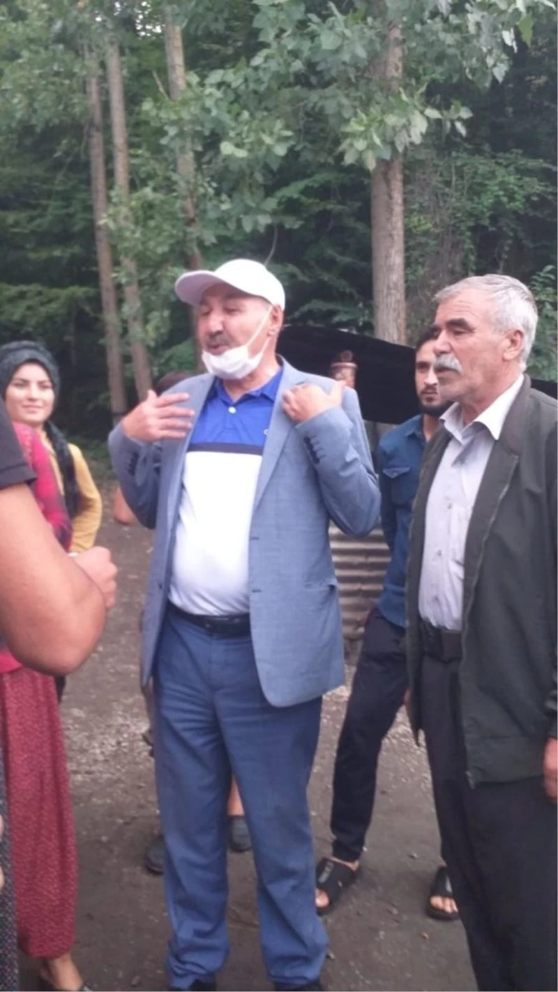 Kapı, kapı dolaştı yardım eli uzattı
