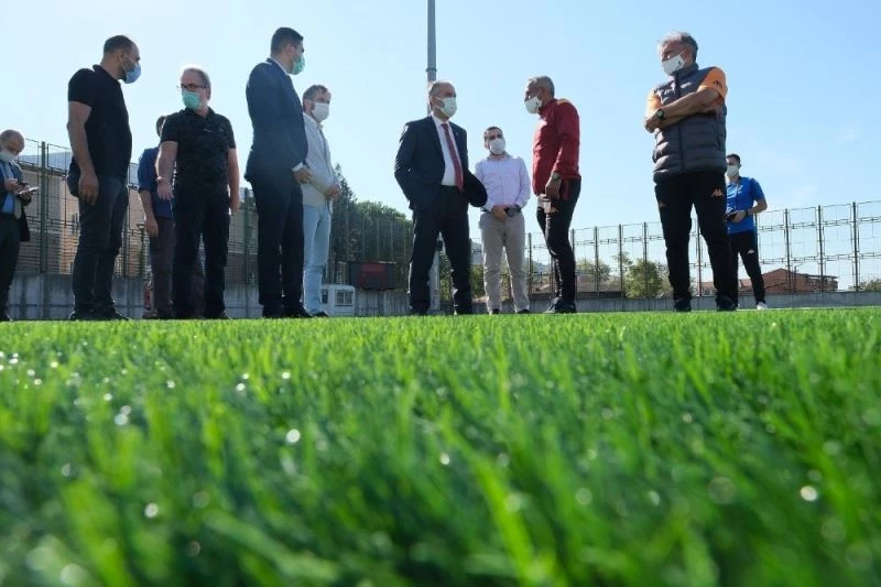 Amatöre güçlü destek
