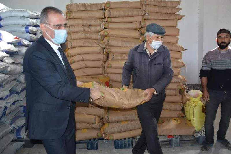 Aydın’da 140 ton fiğ ve arpa tohumu dağıtımı yapılıyor
