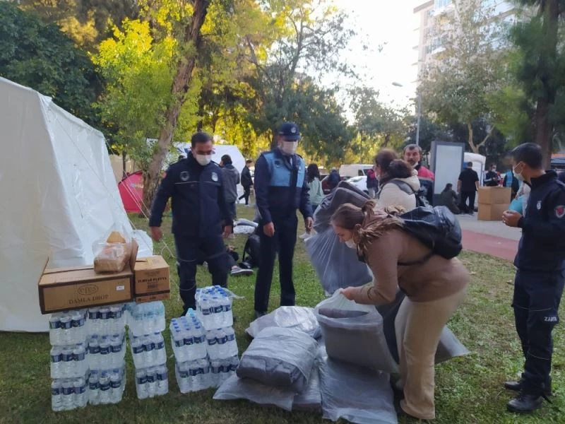 İzmir Büyükşehir’den 33 bin 255 kişilik çorba, döner ve ayran
