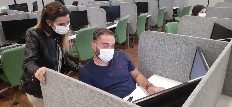 İzmir depremi için Alo 184 hattında özel ekip kuruldu
