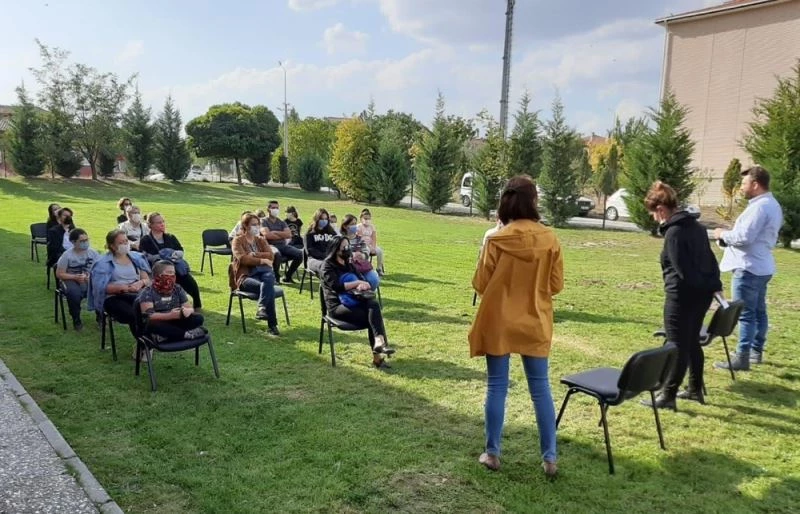 Velilere “hoş geldiniz” toplantısı
