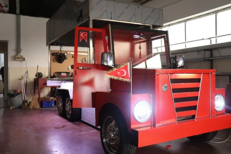 Izgara tezgahını ‘Selvi Boylum Al Yazmalım’ filmindeki kamyona benzettiler
