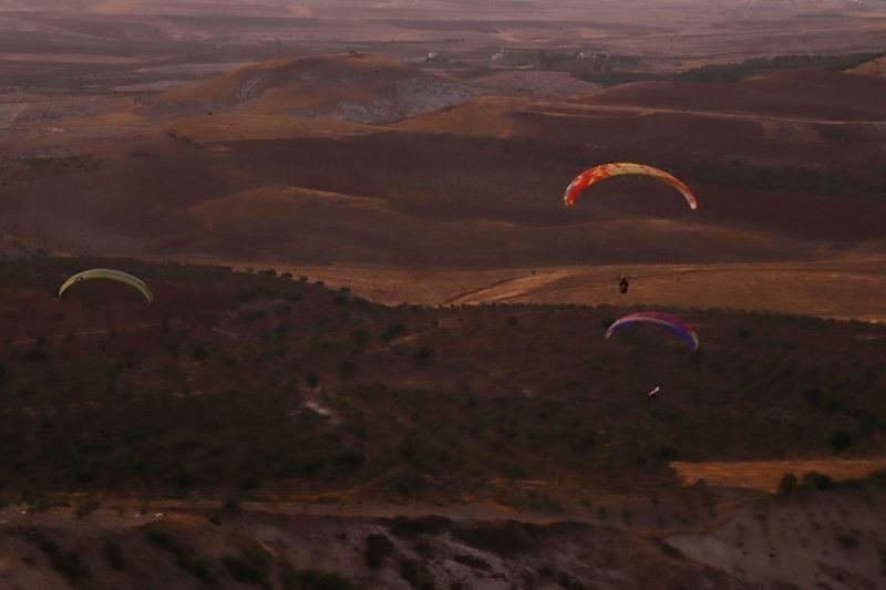 Şanlıurfa semalarında yamaç paraşütleri havalandı
