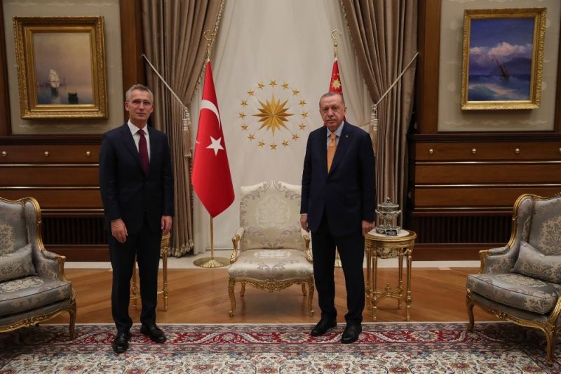 Cumhurbaşkanı Recep Tayyip Erdoğan, NATO Genel Sekreteri Jens Stoltenberg’i Cumhurbaşkanlığı Külliyesi’nde kabul etti.
