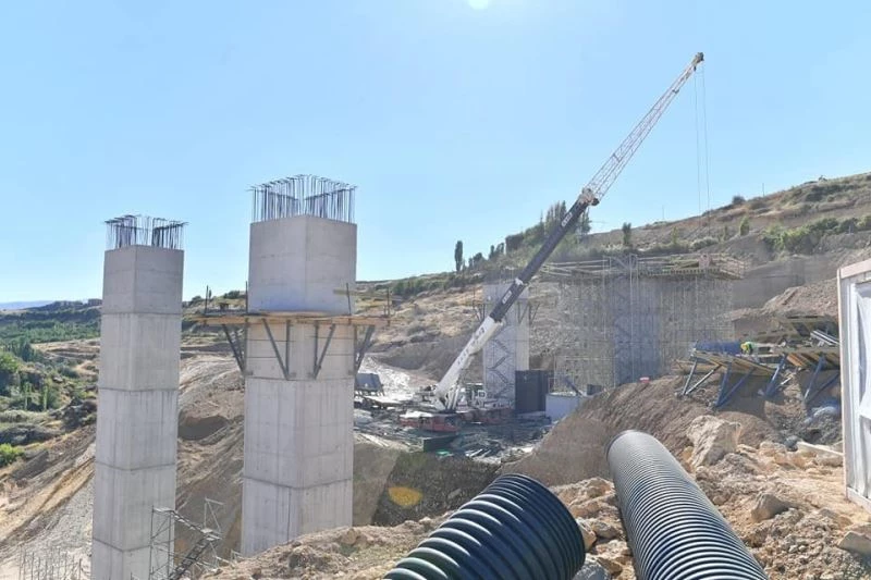 Şahnahan köprüsü bölgenin trafik yükünü hafifletecek
