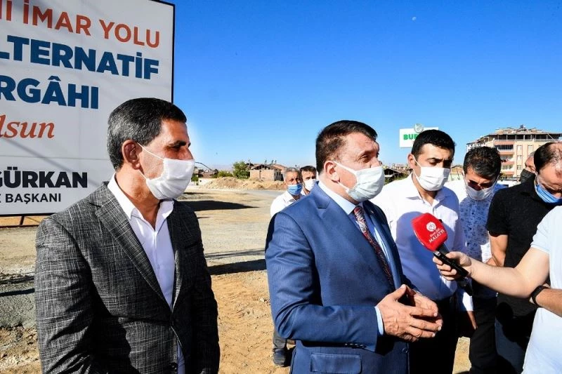 Mavi Göl caddesinin ismi Danişmentgazi olacak
