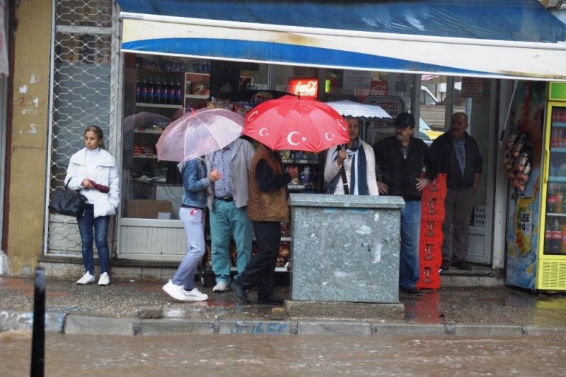 Sıcak hava yerini yağışa bırakacak
