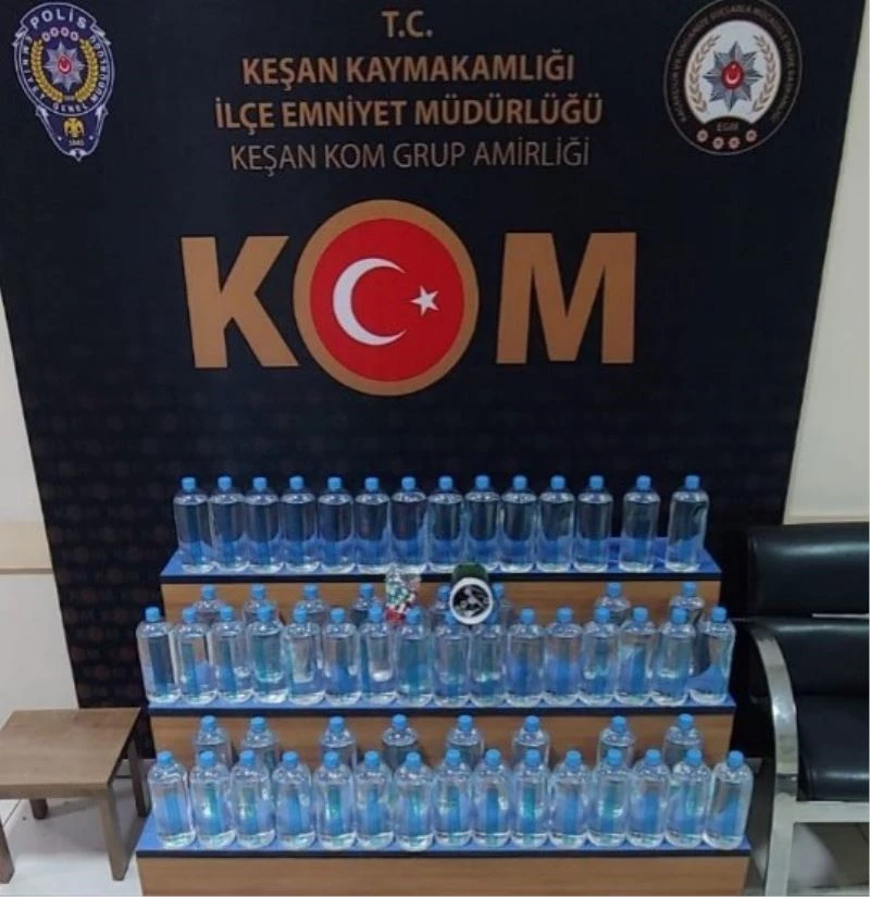 Keşan’da litrelerce etil alkol ve aroma kiti ele geçirildi
