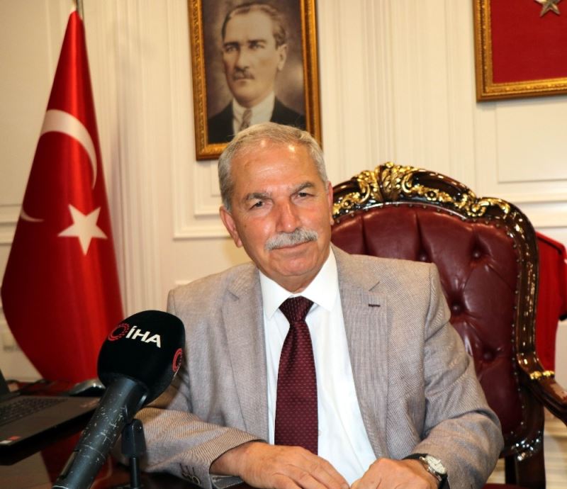 Başkan Demirtaş: “Burası muz cumhuriyeti değil, kayyum atanacağına inanmıyorum”
