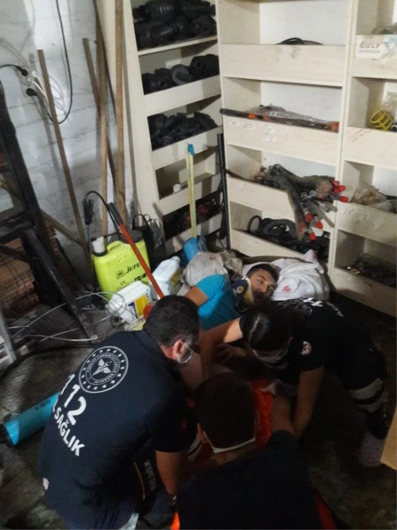 Yük servis asansörü koptu, 1 kişi yaralandı
