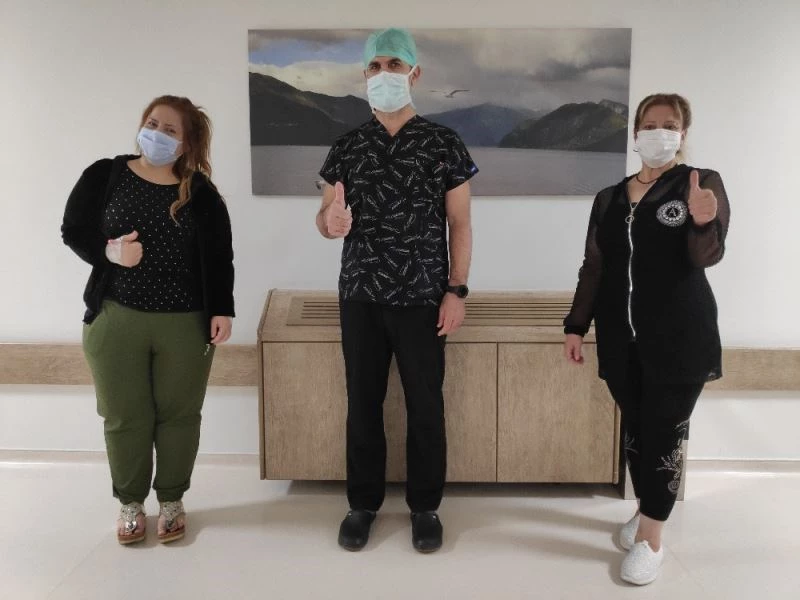 Anne-Kız fazla kilolarından obezite cerrahisi ile kurtuluyor
