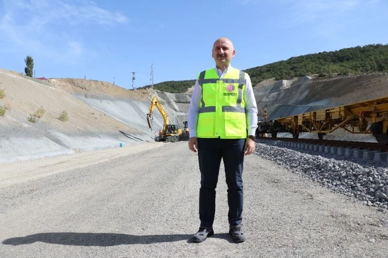 Türkiye örümcek ağı gibi demir ağlarla örülüyor
