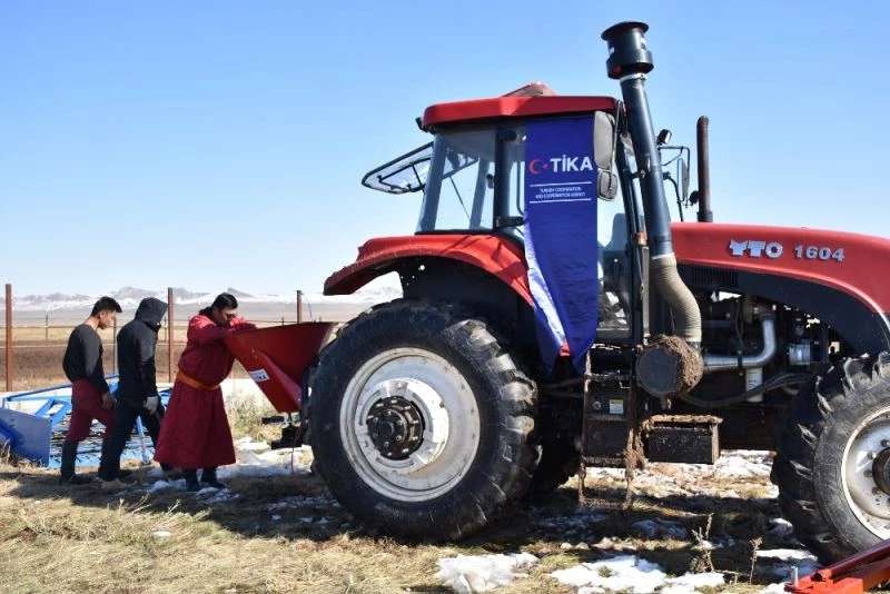 TİKA’dan Moğol çiftçilere destek
