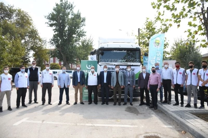 Suriye’ye 1976’ncı yardım tırı yola çıktı
