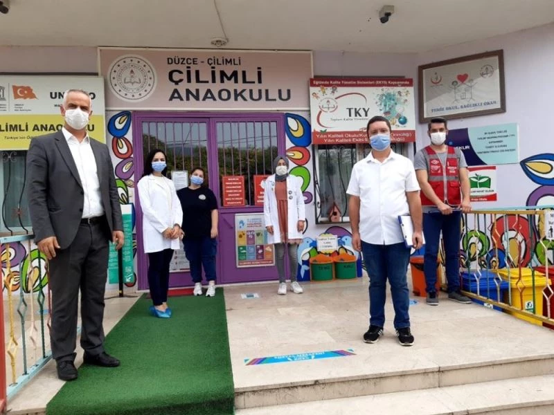 Çilimli’de okullarda denetim yapıldı
