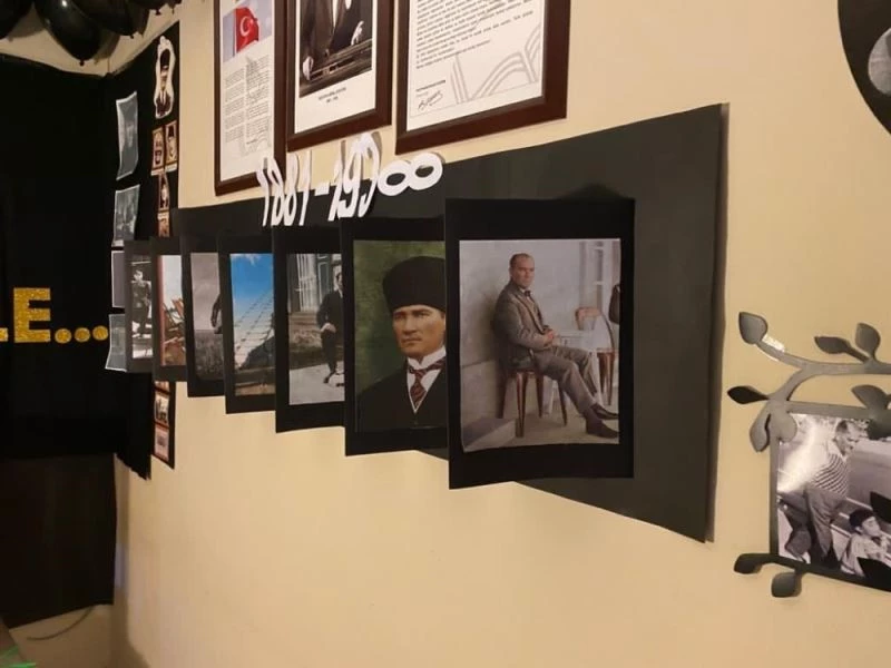 Rize’de pandemi dolayısıyla müzeye gidemeyen öğrenciler müzeyi okulda kurdu
