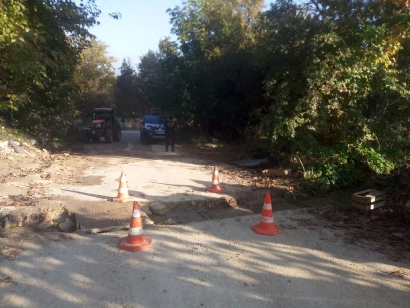 Köylüleri köylerinde mahsur bırakan hırsızlık
