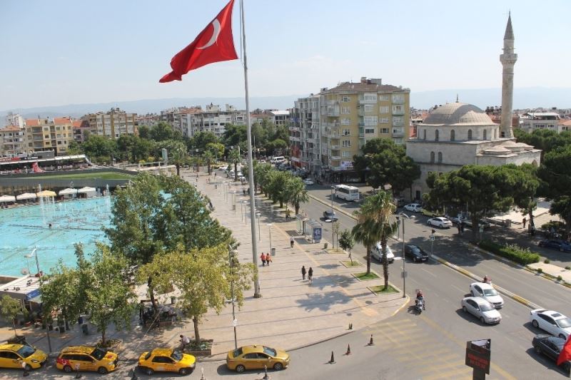 Antik kent ve mezarlıklar hariç Aydın kırmızıya büründü
