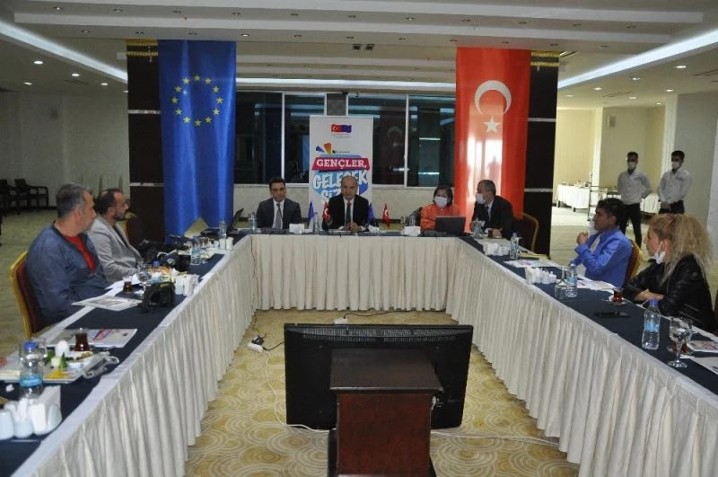 Şırnak’ta Genç İstihdamının Teşviki İçin Teknik Destek Projesi tanıtımı yapıldı
