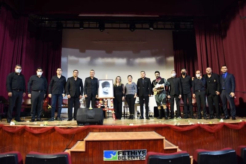 Fethiye’de Atatürk’ün sevdiği şarkılar seslendirildi
