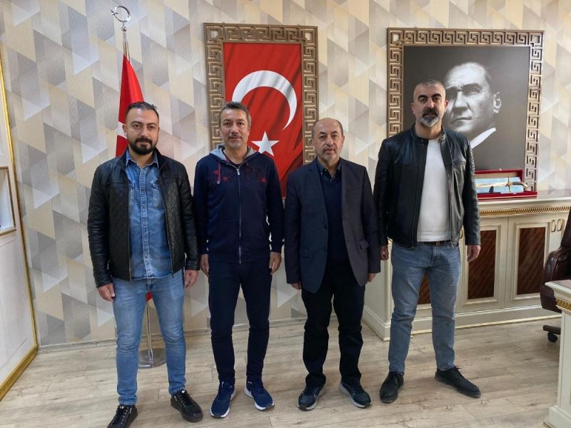 Eski başkandan Yeni Malatyaspor’a ziyaret

