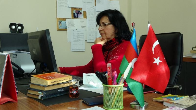 (Özel) MŞÜ İletişim Fakültesi Dekanı Aliyeva’nın Azerbaycan sevinci
