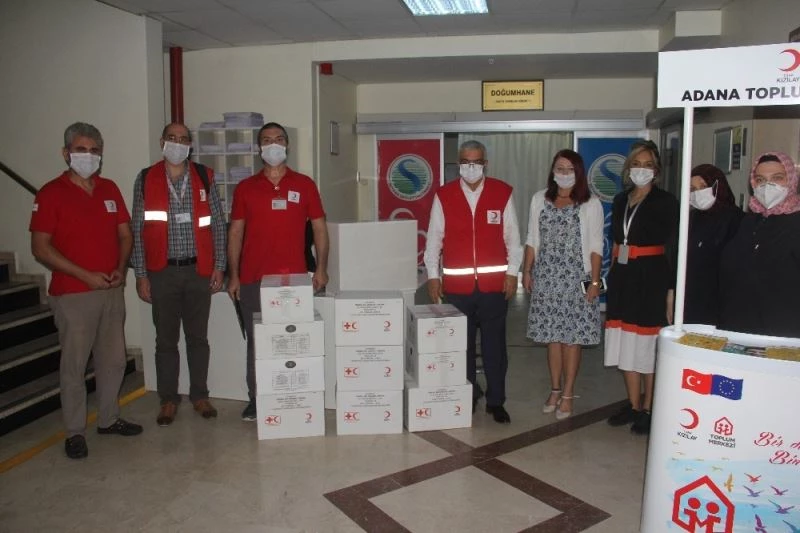 Kızılay’dan yeni doğanlara yardım
