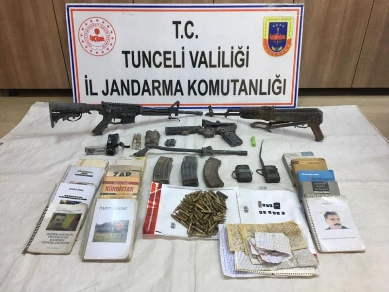 Tunceli’de kırmızı listedeki teröristin etkisiz hale getirildiği operasyonda silahlarda ele geçirildi
