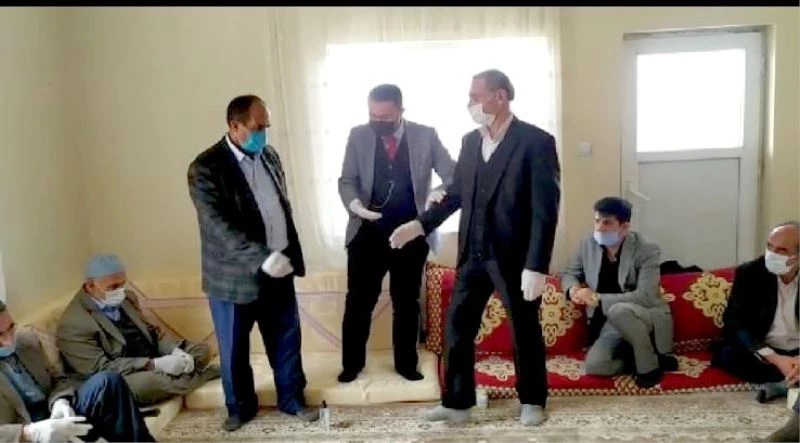 Kanaat önderi Atlı, husumetli aileleri barıştırdı
