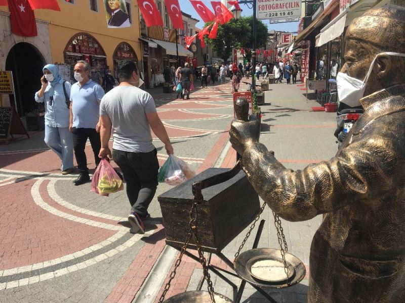 Bartın’da pozitif ve temaslı kişilere hasta bilekliği takılacak
