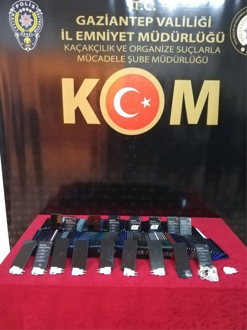 Gaziantep’te 239 adet kaçak cep telefonu ele geçirildi
