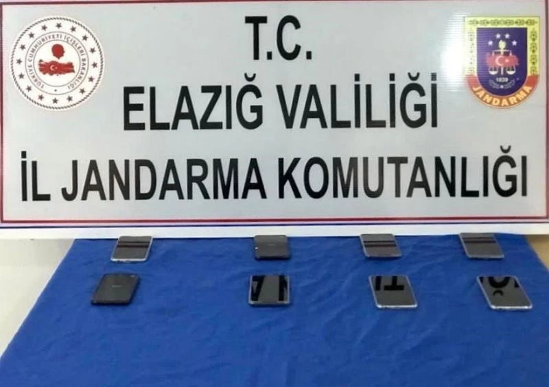 Elazığ’da klonlanmış kaçak telefonlar ele geçirildi
