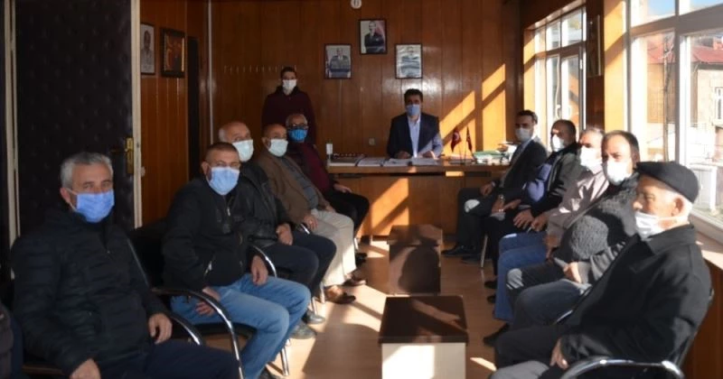 Kaymakam Çelik’ten siyasi partilere iade-i ziyaret
