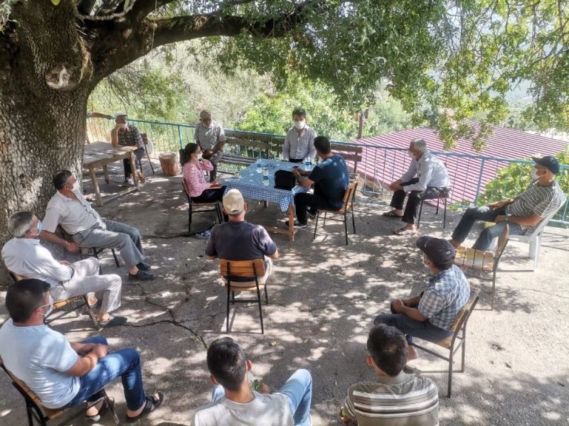 Yeniköy Kemerköy Elektrik Üretim AŞ yetkilileri, köylülerle bir araya geldi
