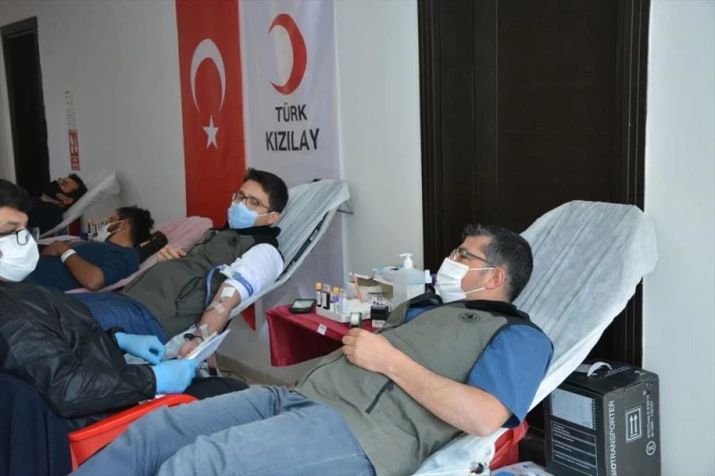 Gülnar Orman İşletme Müdürülüğü personellerinden kan bağışı