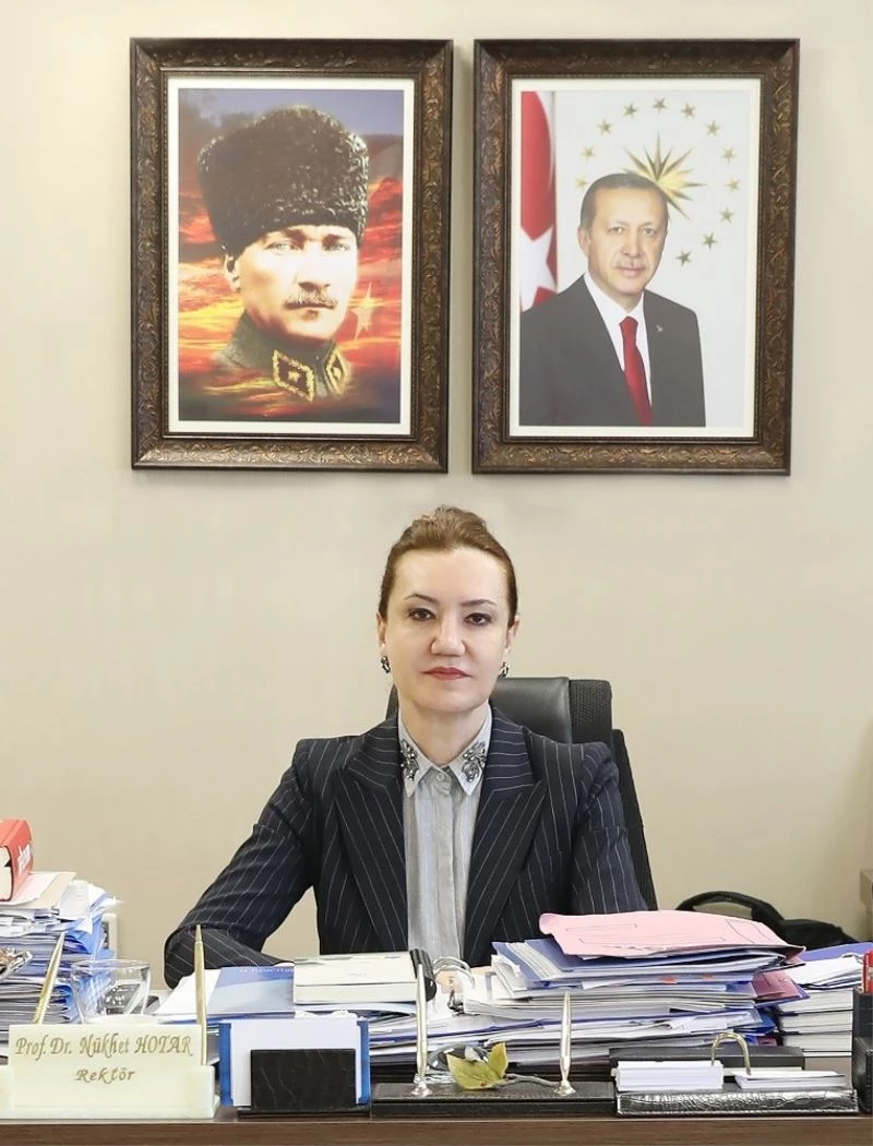 Rektör Hotar’dan doğru iletişim ve empati çağrısı
