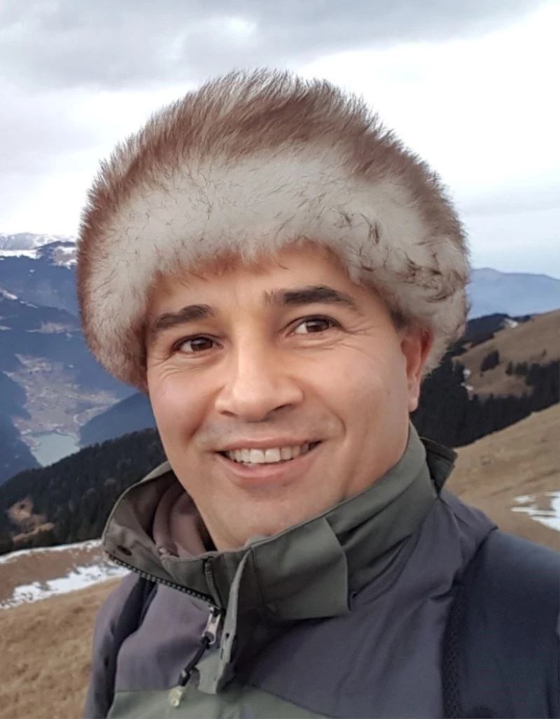 Prof. Dr. Şağdan Başkaya: “Yakalı Toy kuşunun ölümü, avcılığa mal edilmemeli”
