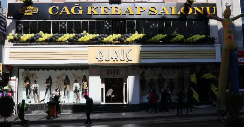 Van’da Beyrut Cağ Kebap Salonu hizmete açıldı
