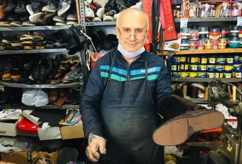 Ayakkabı tamircilerinde kış mesaisi
