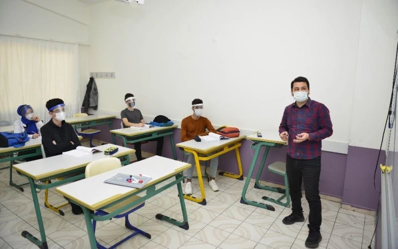 MURGEM’de pandemi önlemli eğitim
