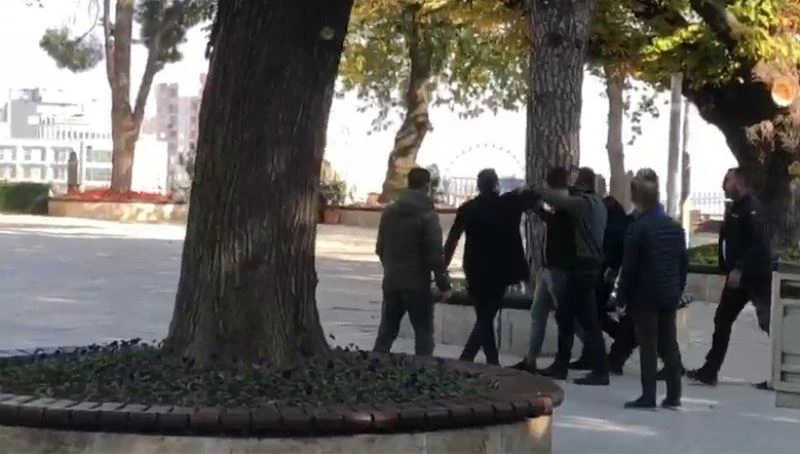 Bursa’da MasterChef’in çekimleri öncesi yumruk yumruğa kavga
