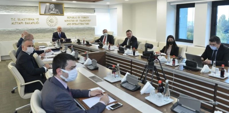 Bakan Karaismailoğlu, TİM toplantısında konuştu: “Tüm dikkatimizi sorunlarınızın çözümüne yoğunlaştırdık”
