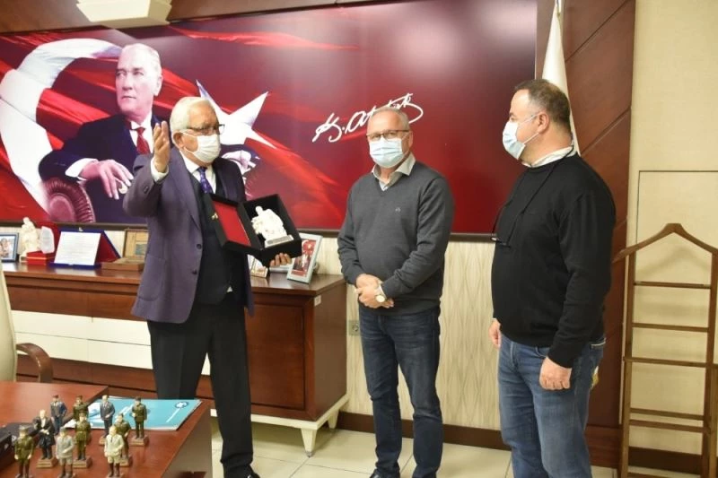 Başkan Posbıyık, yatırımcıları ağırladı
