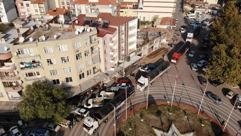 Dev borularla bando eşliğinde şehir turu
